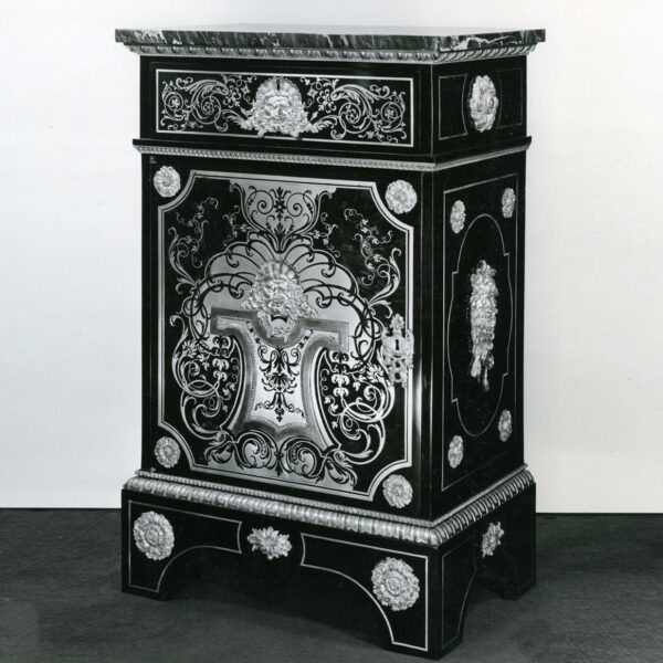 Armoire Louis XVI Boulle