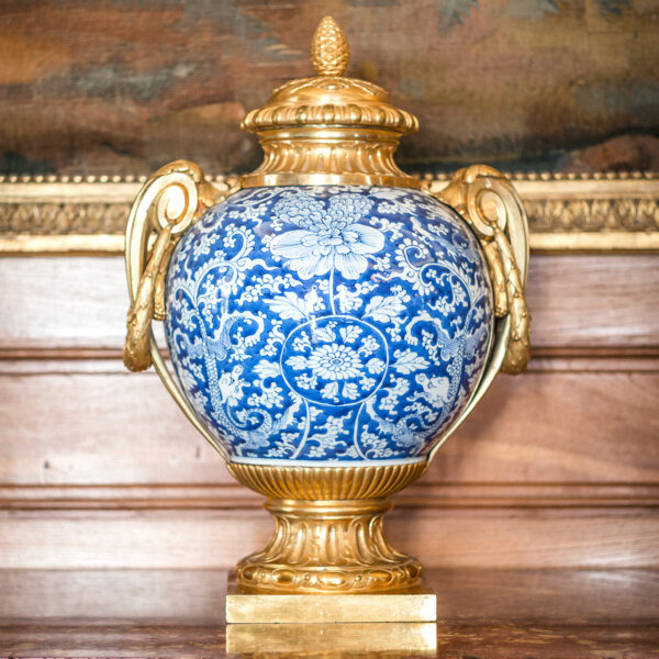 Grands vases ovoïdes - Louis XVI