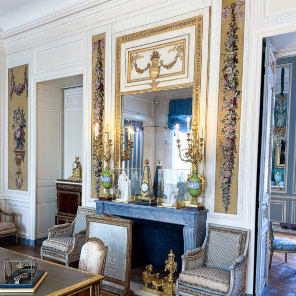 Grand-miroir LouisVIV, Musees_FR_LouvreOK