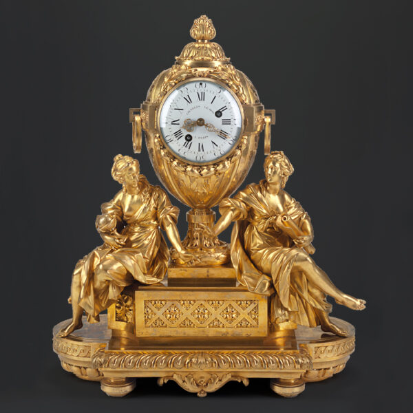 Grande pendule en bronze ciselé et doré