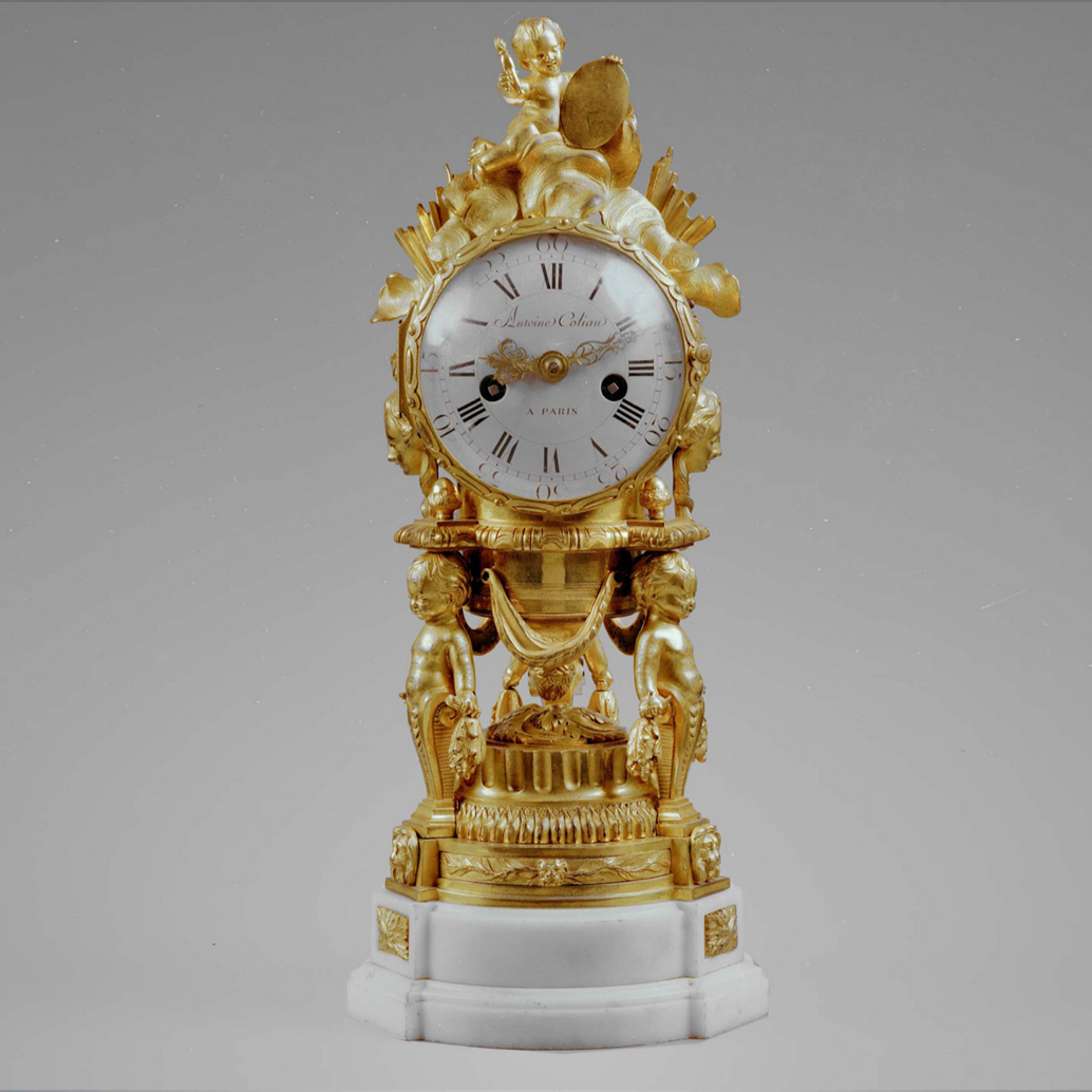 Pendule en bronze ciselé et doré, socle en marbre blancvraisemblablement par robert osmond Époque louis XVI 18e siècle