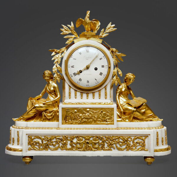 Pendule en bronze ciselé et doré