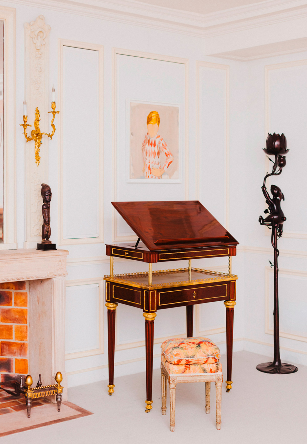 Ouverte à tous, la Galerie du 43 rue de Monceau, se parcourt à travers ses salons dans lesquels la passion de l’Art se partage avec toute une famille.