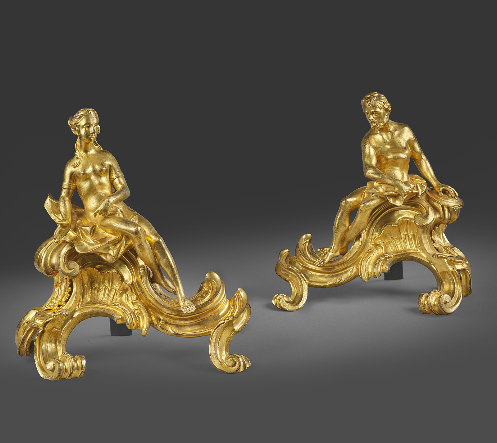 Paire de chenets Venus